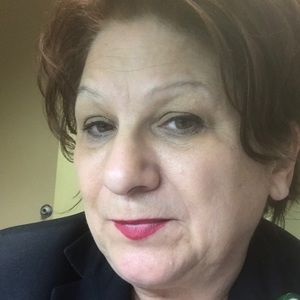 Meet your Posher, Ana